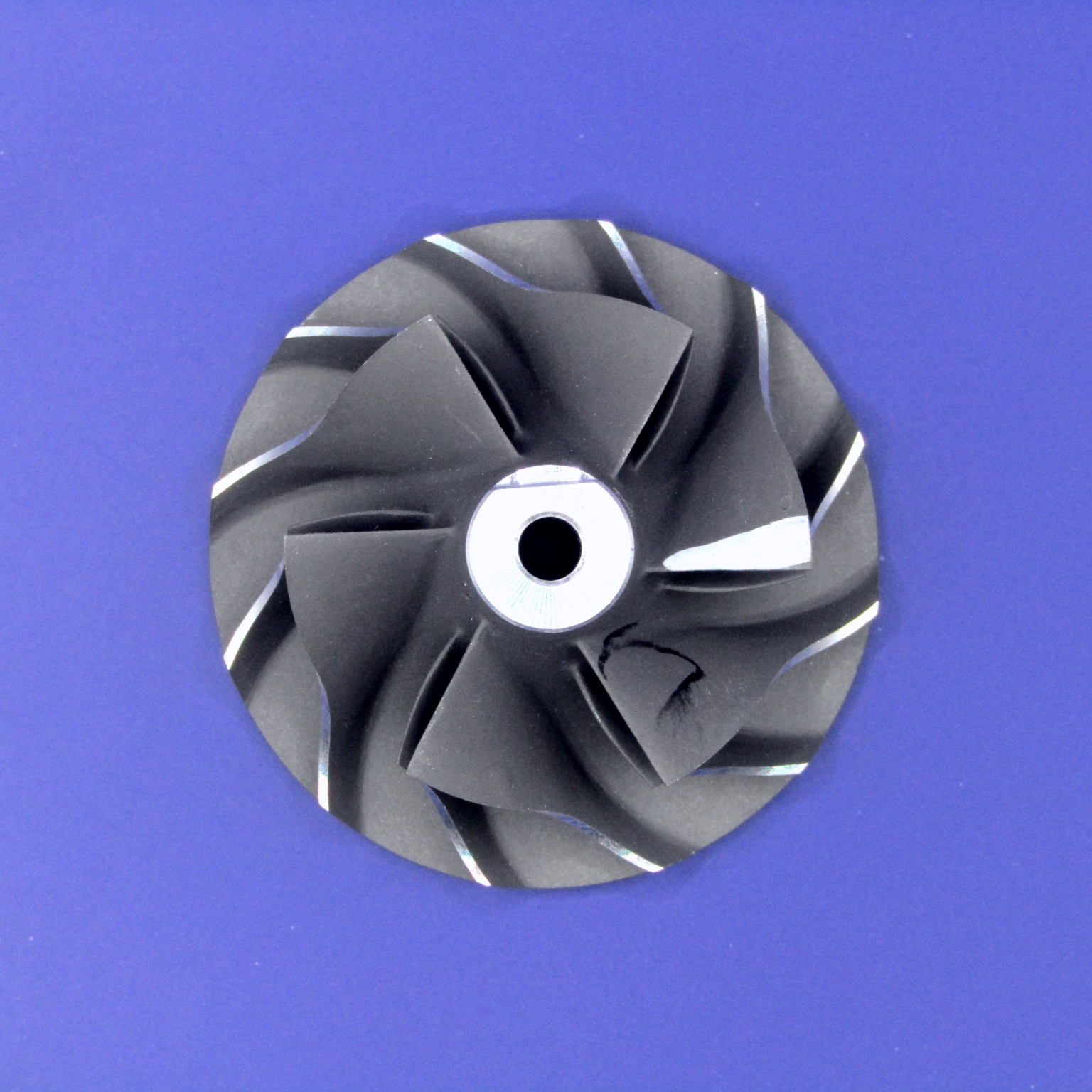 CW-103 RUEDA COMPRESORA K04 53041232024E